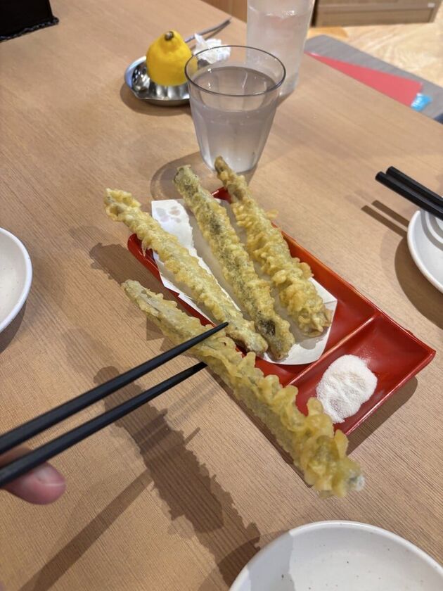 食事処で食べた分厚いごぼう天の天ぷら